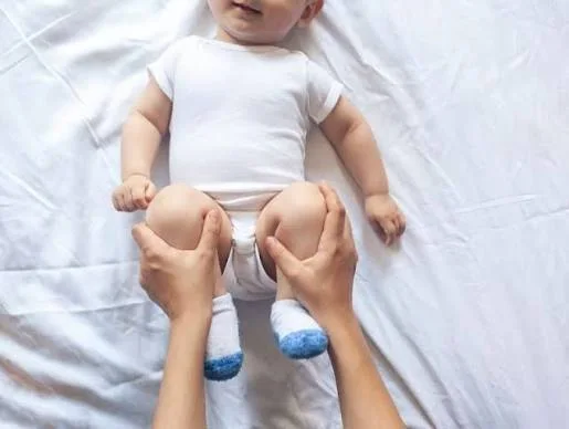 Developmental Dysplasia of the Hip (DDH) in Children: Symptoms, Diagnosis and Treatment